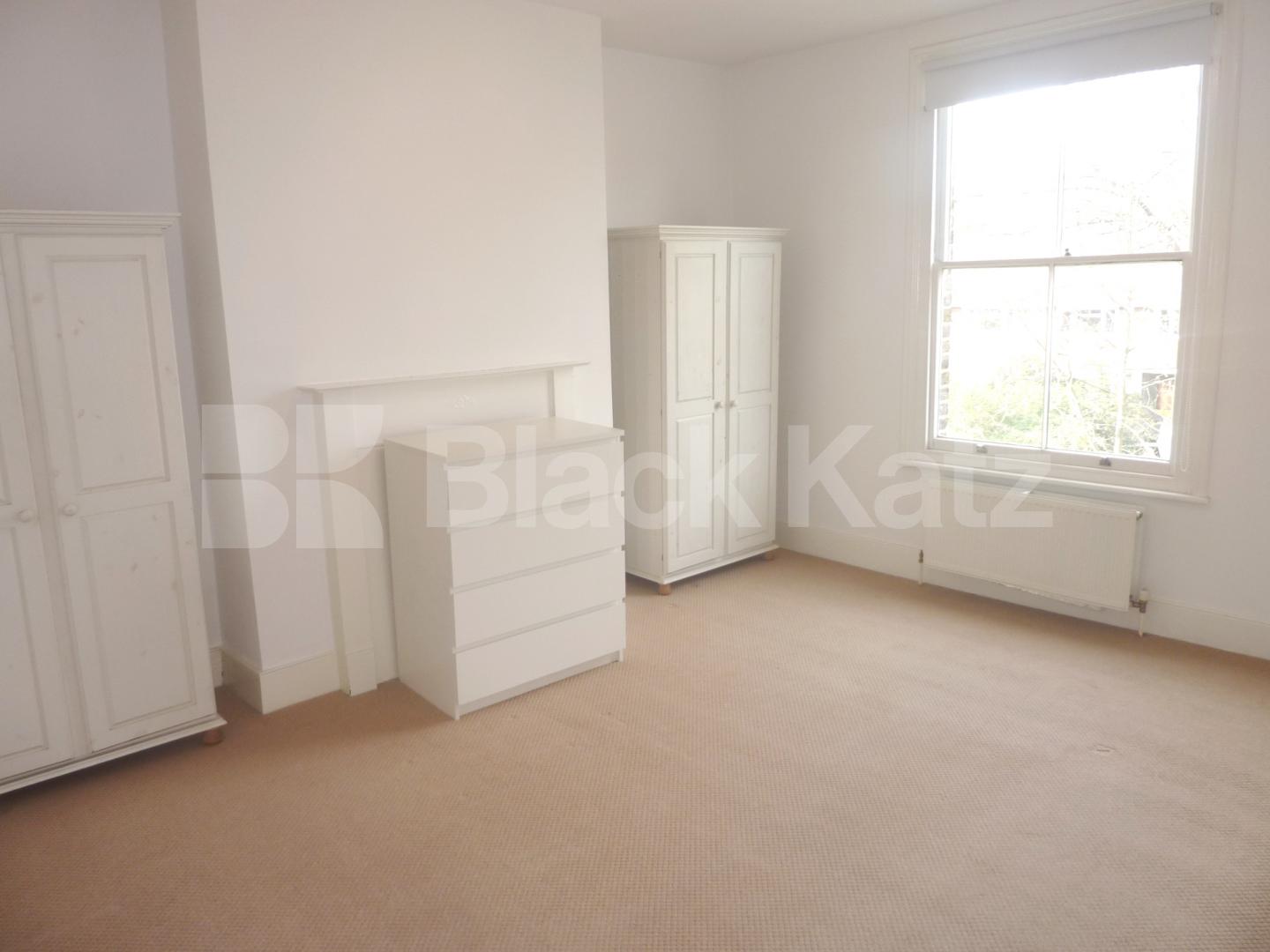 			USE OF GARDEN!, 1 Bedroom, 1 bath, 1 reception Flat			 Hartham Road, HILLMARTON CONSERVATION AREA